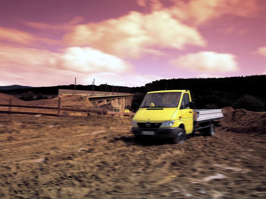  Mercedes-Benz Sprinter Pickup 2000 года  (фото 10 из 11)